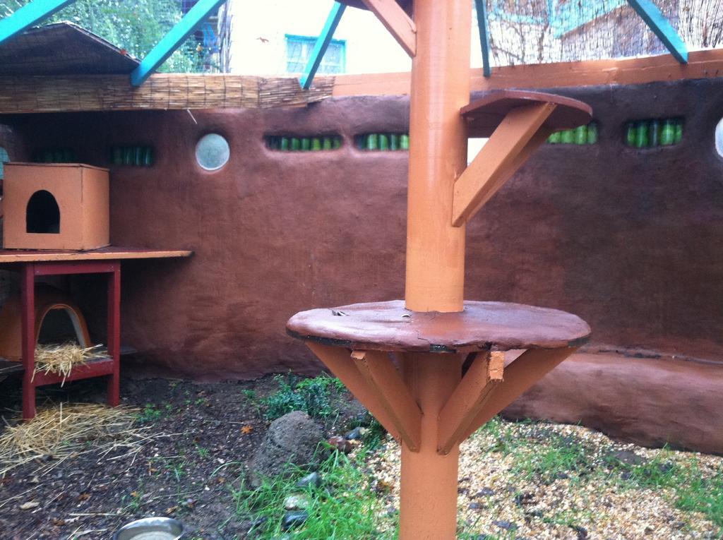 Hotel Hobbit Hut à Geyserville Extérieur photo